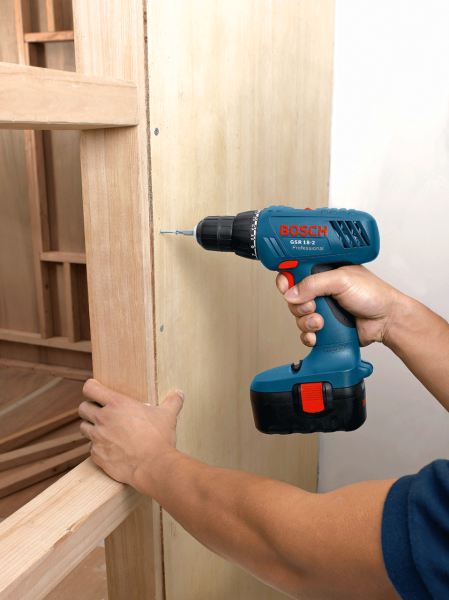 Bosch GSR 18-2 Akülü Delme Vidalama Makinesi