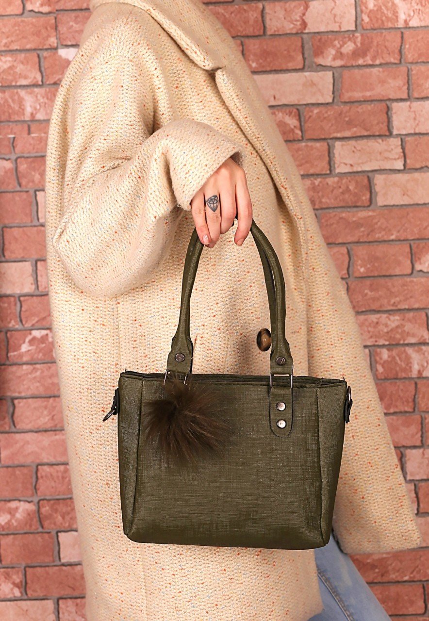 Boss Haki Yeşil Cilt Ponponlu Çanta