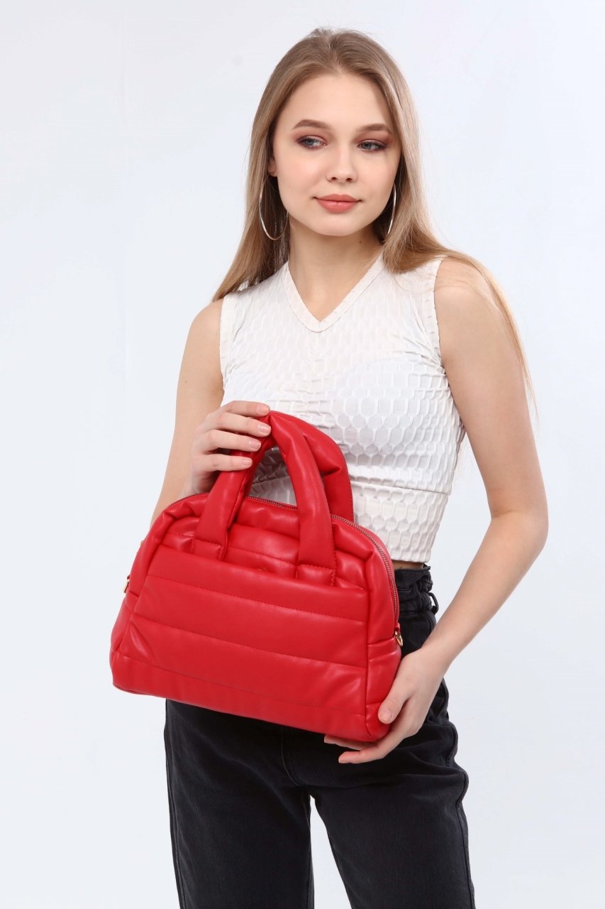 BETTY MODEL
