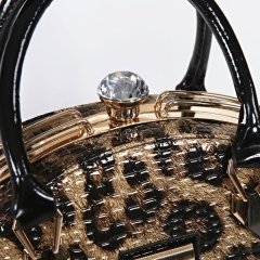 LADY 002 (YARIM AY)