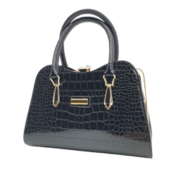 LADY 003