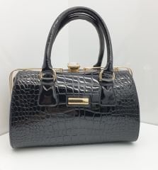 LADY 010