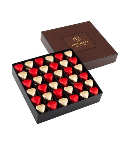 Single Midi Fıstıklı Kalp Çikolata Kırmızı-Gold-Kahverengi