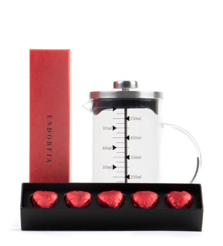 Borosilikat 600 Ml French Press ve  Single Slim Fıstıklı Kalp Çikolata Kırmızı