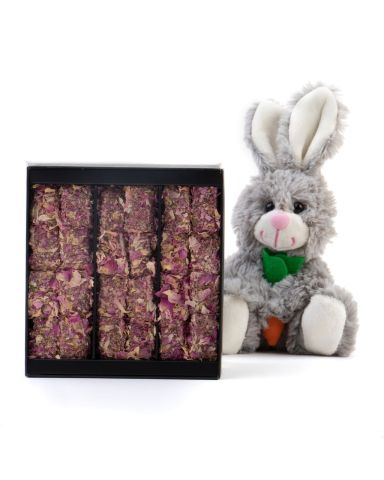 Sevimli Tavşan ve Single Modern Gül Yapraklı Güllü Lokum
