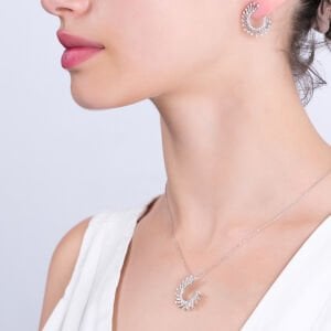 Pırlanta Baget Eternity Küpe