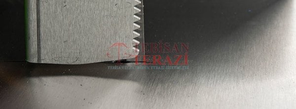 KOÇ ET KEMİK KESME TESTERESİ 220 V