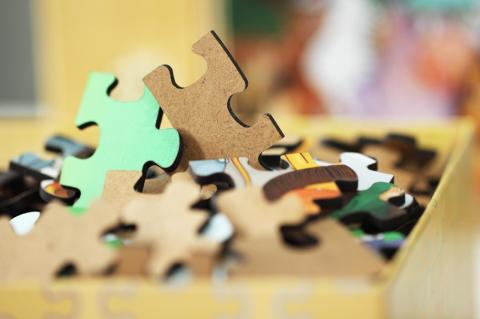 Art Kids Stone Age Family 25 Piece Wooden Puzzle