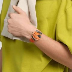 Swatch BARNS-GRAHAM'S ORANGE AND RED ON PINK SUOZ362 Kol Saati