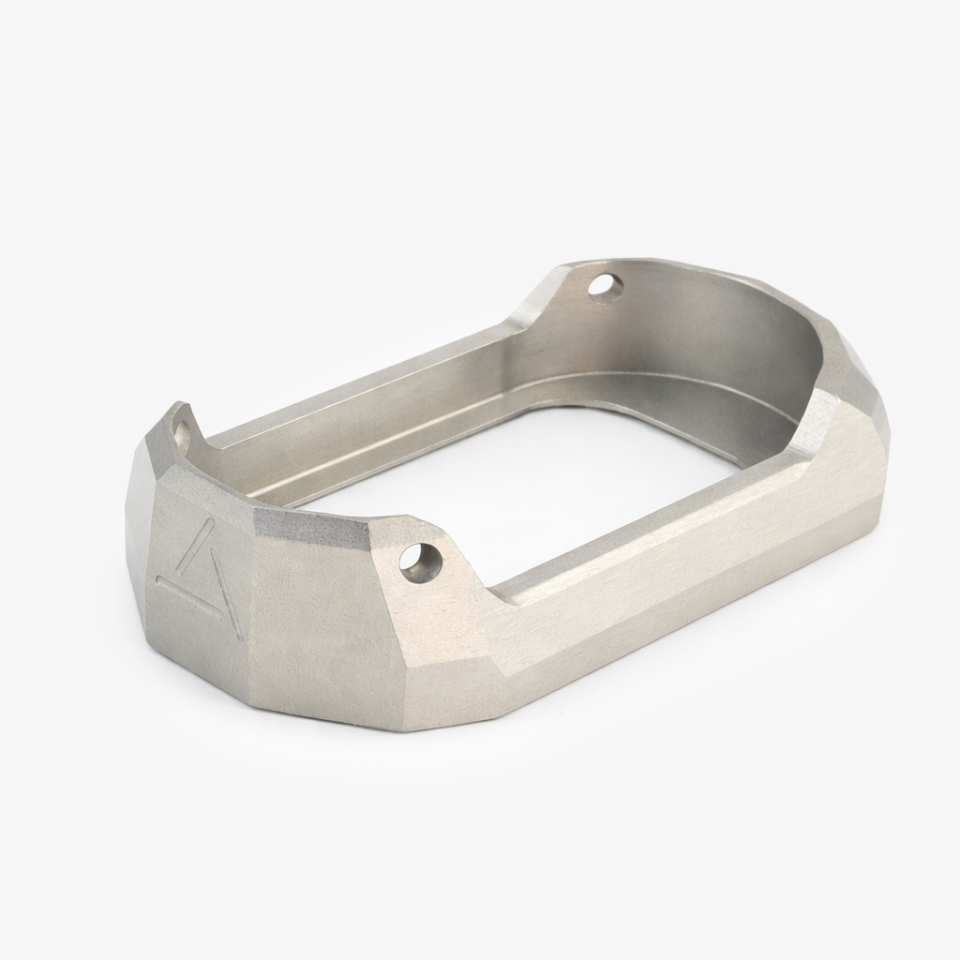 SAR9 Uyumlu TCS Armadillo Magwell Şarjör Kılavuzu Gri