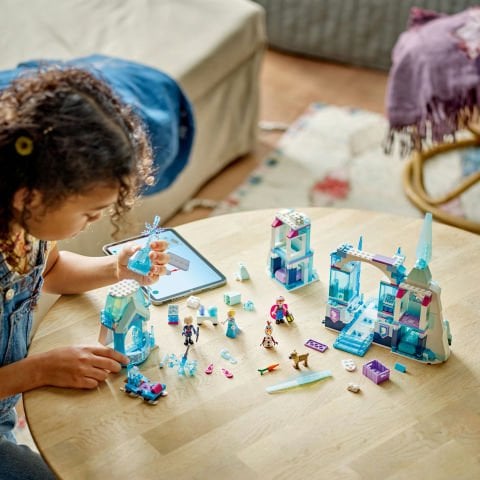 LEGO® ǀ Disney Karlar Ülkesi Elsa’nın Buz Sarayı Yapım Oyuncağı 43244