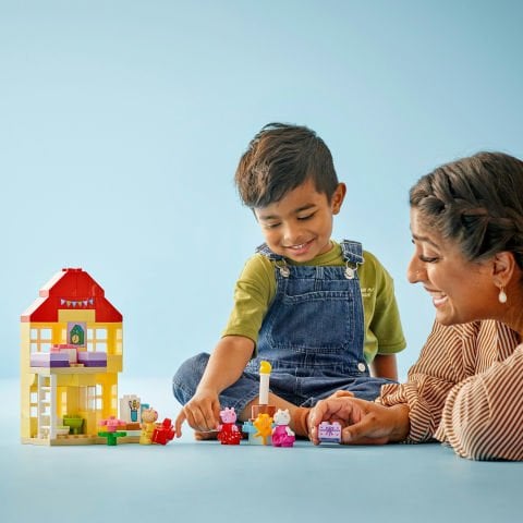 LEGO® DUPLO® Peppa Pig Doğum Günü Evi Oyun Seti 10433