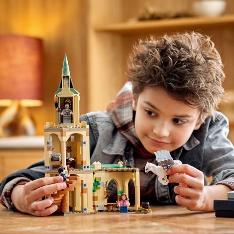 LEGO® Harry Potter™ Hogwarts™ Avlusu: Sirius’un Kurtuluşu 76401 - 8 Yaş ve Üzeri Çocuklar için Kale Oyuncağı Yapım Seti (345 Parça)