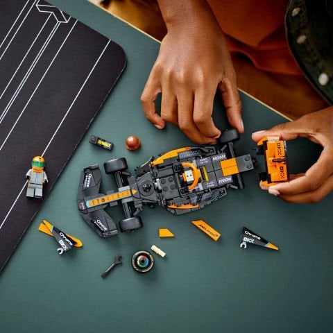 LEGO® Speed Champions 2023 McLaren Formula 1 Yarış Arabası 76919