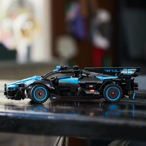 LEGO® Technic Bugatti Bolide Agile Blue 42162 Oyuncak Yapım Seti (905 Parça)