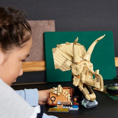 LEGO® Jurassic World Dinozor Fosilleri: Triceratops Kafatası Model Seti 76969