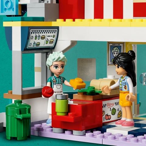 LEGO® Friends Heartlake Şehir Merkezi Restoranı 41728 Oyuncak Yapım Seti (346 Parça)