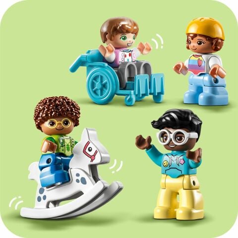 LEGO® DUPLO® Kasabası Kreşte Hayat