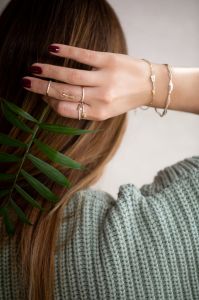 ARROW RING