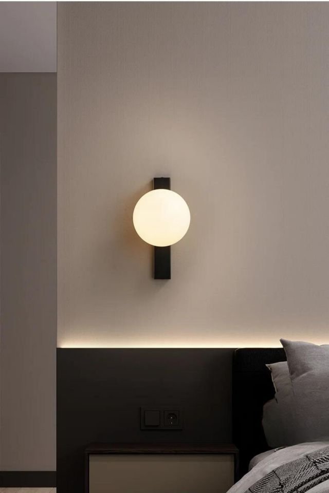 MODERN SİYAH DUVAR APLİK