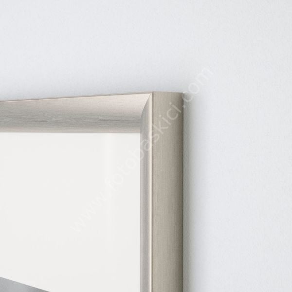 Gri Çerçeve Lame 50x70 cm SILVERHÖJDEN