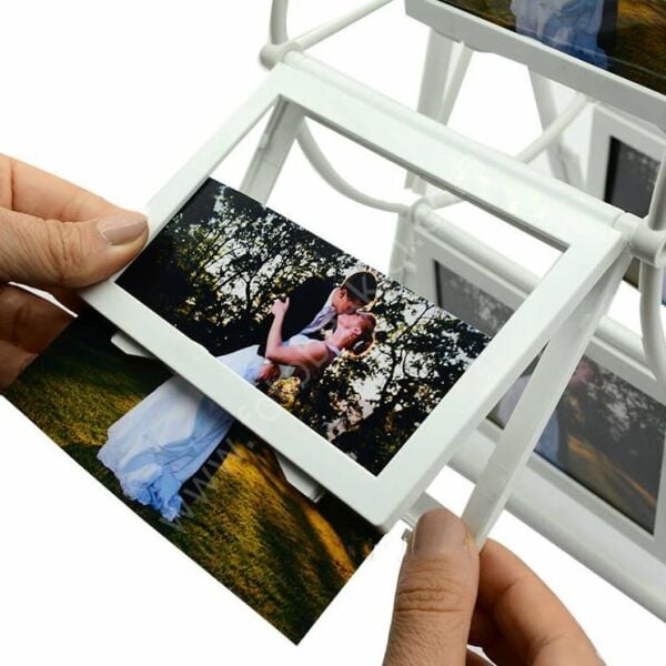 12 Fotoğraflı Müzikli Dönme Dolap 22x33 cm