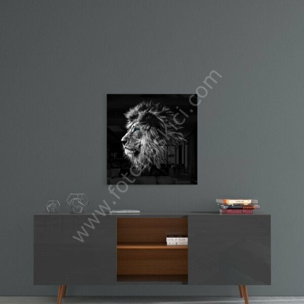 Aslan Cam Tablo No:3005