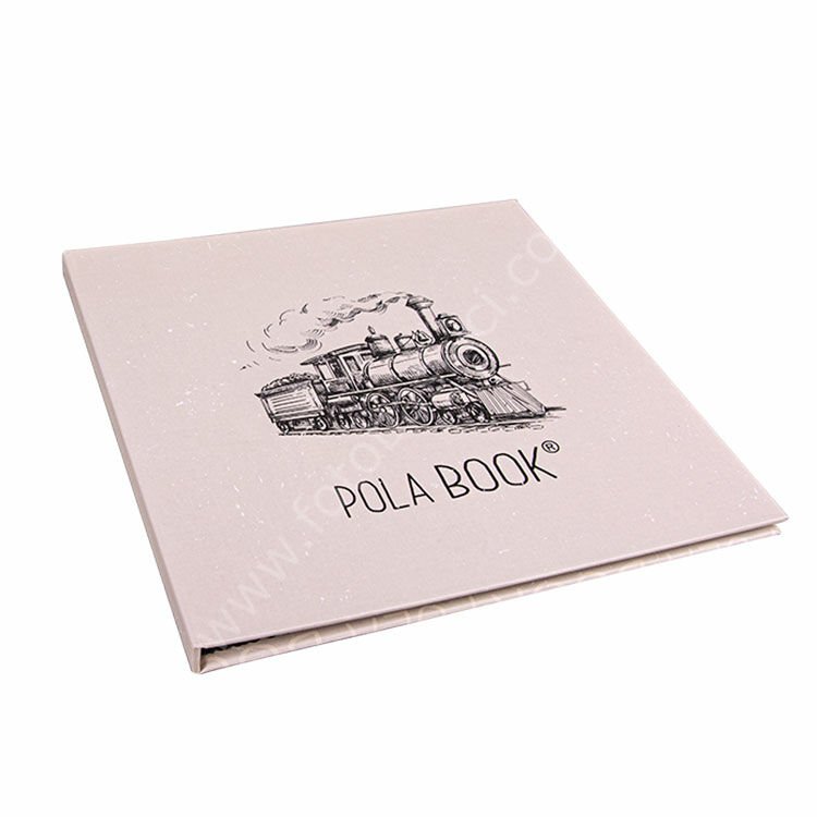 Tren PolaBook Siyah Anı Defteri 20x20 cm