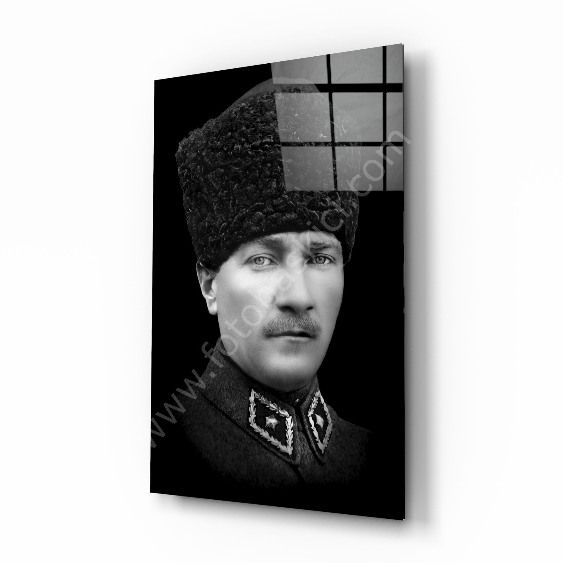 Atatürk Cam Tablo