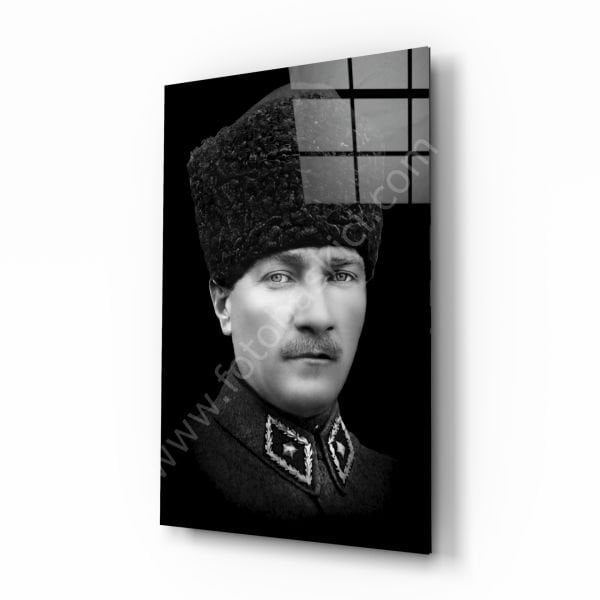 Atatürk Cam Tablo
