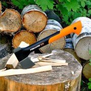 Fiskars X7 XS Parçalama ve Kamp Baltası