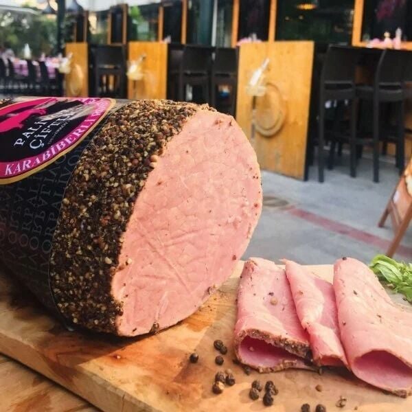 Dana Karabiberli Roastbeef (Füme Et)100g Dilimli