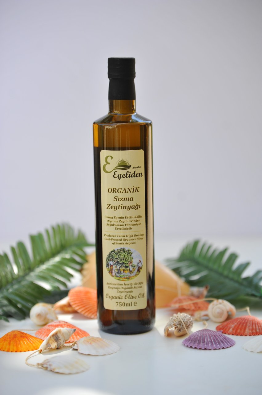 ÖZEL ÜRETİM ORGANİK SIZMA ZEYTİNYAĞI 750 ML DORICA CAM ŞİŞE