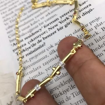 Taşlı Bilkeklik (Yanları Pembe Taşlı )