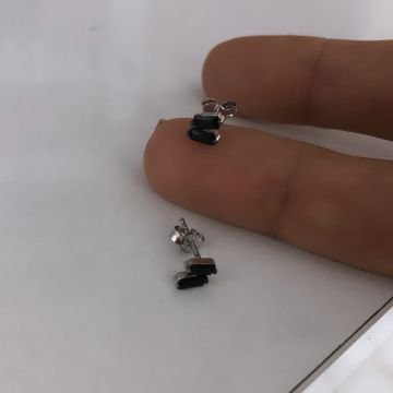 2 Taşlı Baget Küpe (TEK)