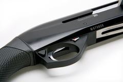 BENELLİ COMFORT 66 CM YARI OTOMATIK AV TÜFEĞİ