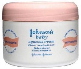 Johnsons Baby Ekstra Nemlendirici Bakım Kremi 350 gr