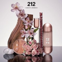 Carolina Herrera 212 Vip Rose Edp 80 Ml