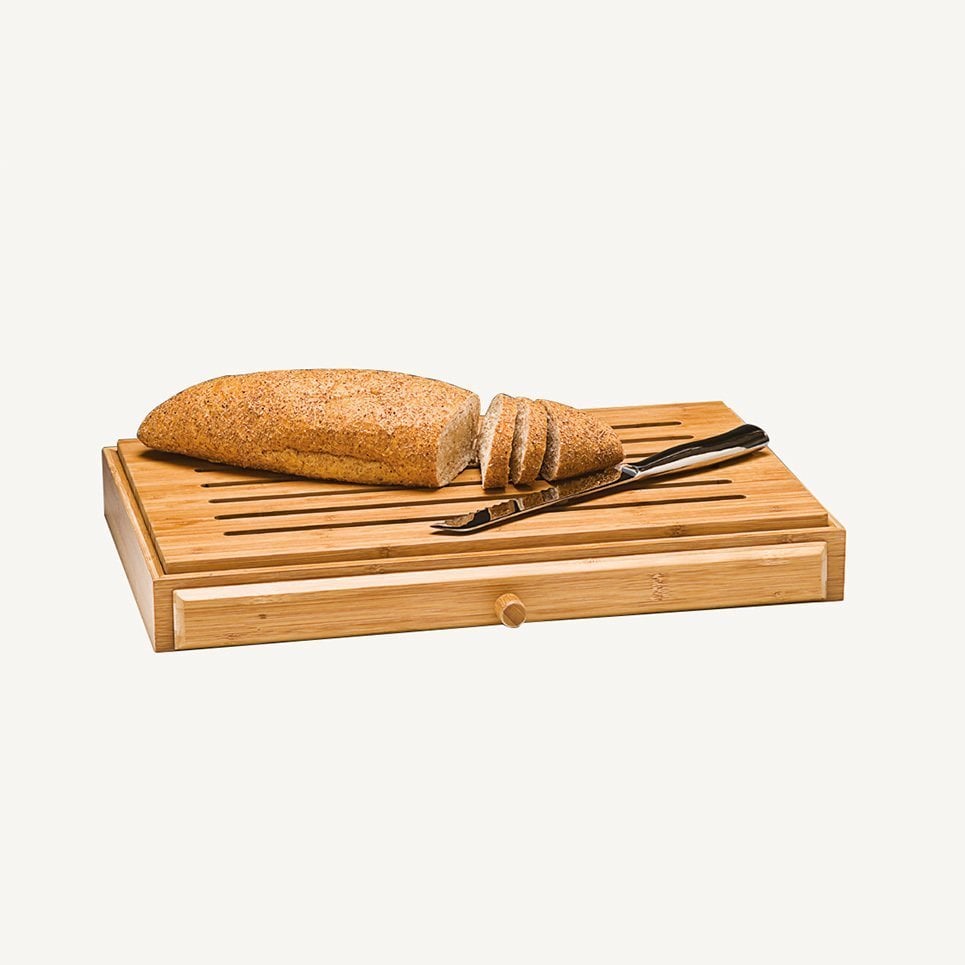 AHŞAP EKMEK KESME TAHTASI 32*52*H 7 CM