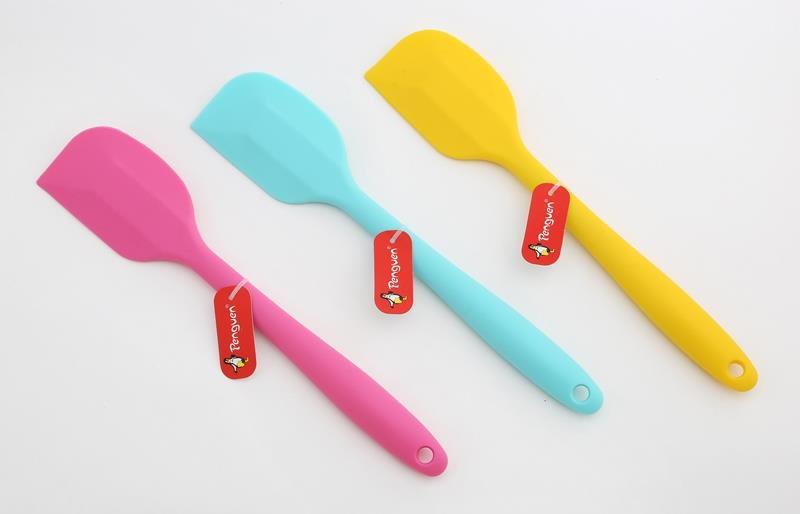 SPATULA SİLİKON SAPLI
