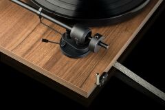 Pro-ject E1 Phono Pilak Çalar Walnut