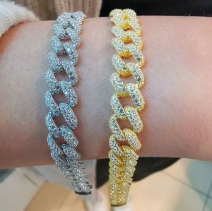 Gurmet Gümüş Bileklik Full Taşlı Gold Kutu Kilitli