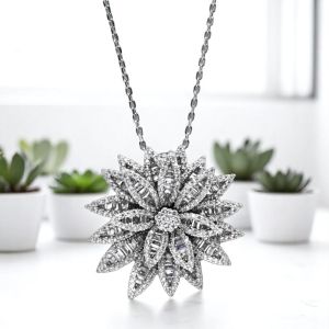 Choice Gümüş İthal Baget Flower Kolye