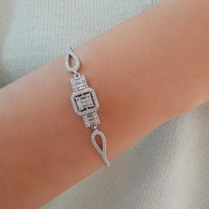 Baget Taşlı Gümüş Bileklik Kare Divan Rodyum