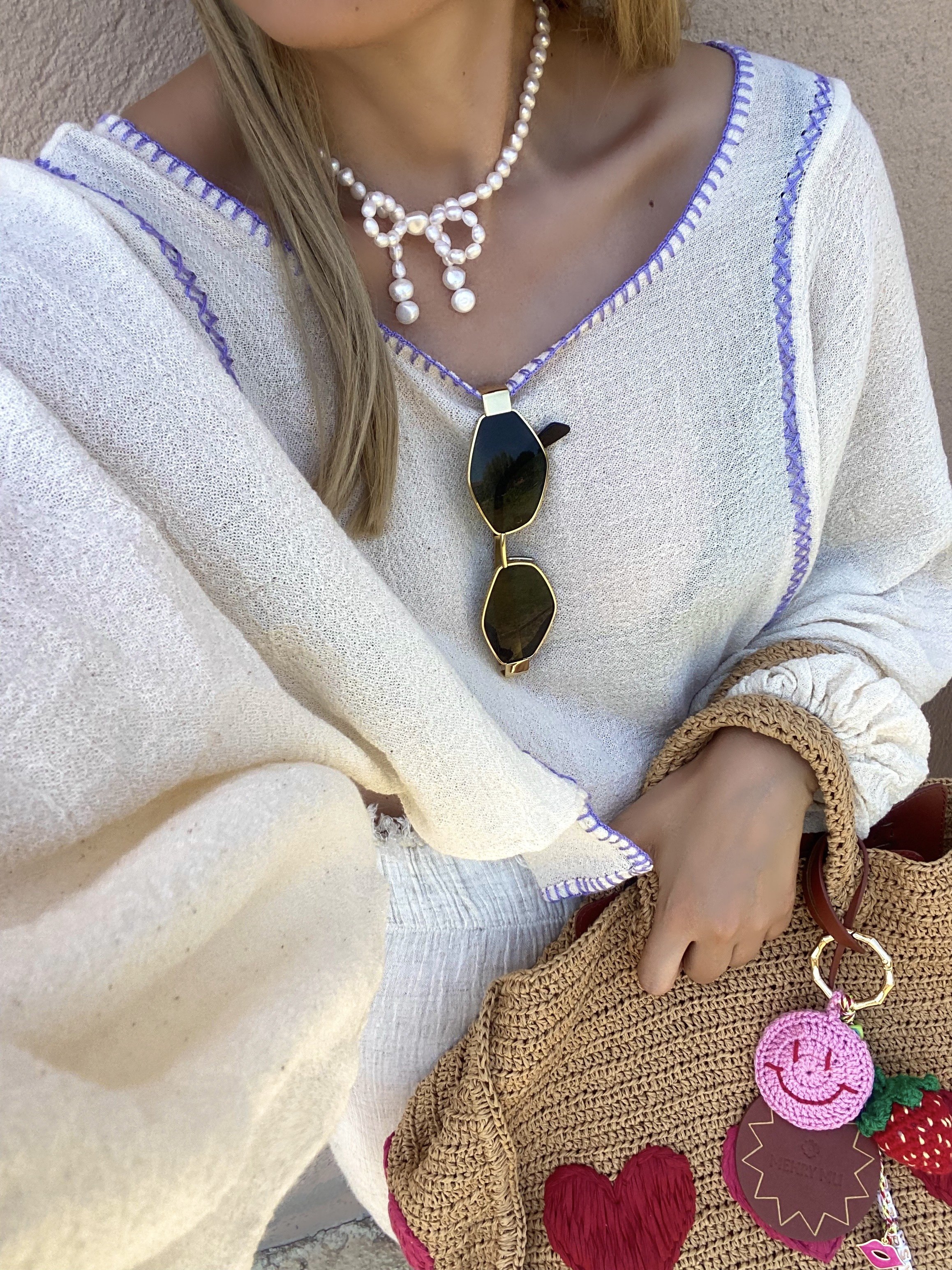 Bow Necklace