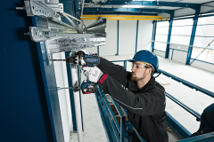 Bosch Professional GSR 14,4 VE-EC 4 Ah Çift Akülü Delme/Vidalama - Kömürsüz Motor