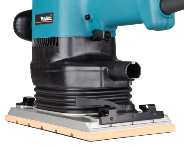 MAKİTA 9046 Titreşimli Zımpara Makinası 600 Watt