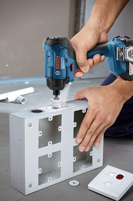 Bosch GDR 180 LI  Somun Sıkma (2X2.0 Ah Plastik) - 06019G5123