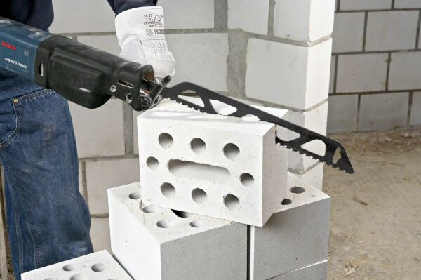 BOSCH S 2243 HM Ytong ve Tuğla Kesimi İçin Tilki Kuyruğu Testeresi 455 mm