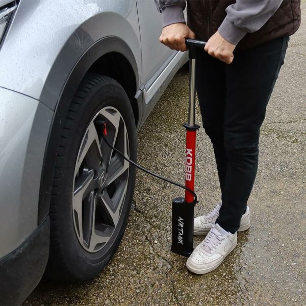 KOBB KB3256D Dijital Basınç Göstergeli Taşınabilir El Pompası 87 Psi